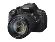 DSLR Canon EOS 700D с 18-135mm IS STM и 75-300mm III USM