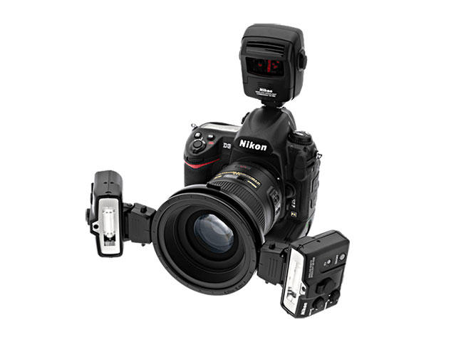 Светкавици Nikon SB-R200 Speedlight Commander Kit R1C1