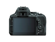 DSLR Nikon D5500 с обектив 18-55mm VR II