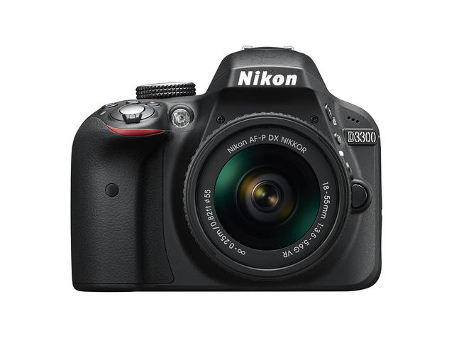 DSLR Nikon D3300 с обектив AF-P 18-55mm f/3.5-5.6G VR