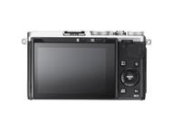 Компактни фотоапарати Fujifilm X70