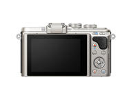 Mirrorless Olympus PEN E-PL8 с обектив ED 14-42mm f/3.5-5.6 EZ