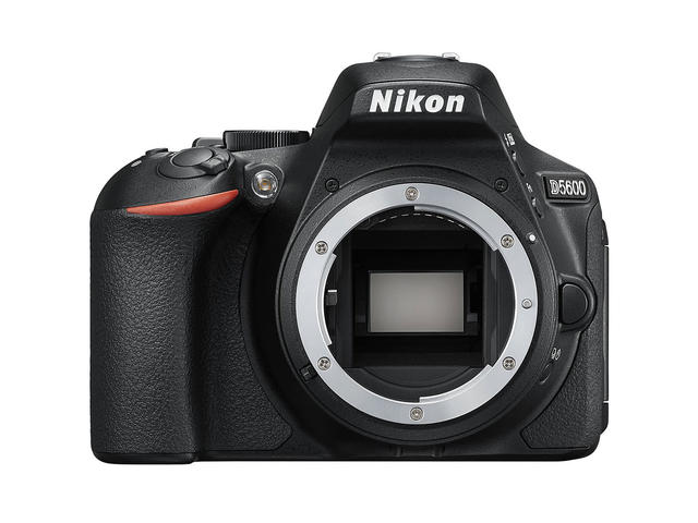 DSLR Nikon D5600