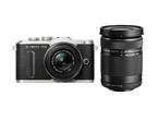 Mirrorless Olympus PEN E-PL8 с ED 14-42mm EZ и 40-150mm f/4.0-5.6 R
