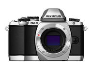Mirrorless Olympus OM-D E-M10 с ED 12-50mm f/3.5-6.3 EZ