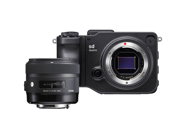 Mirrorless Sigma sd Quattro с 30mm f/1.4 EX DC HSM Art