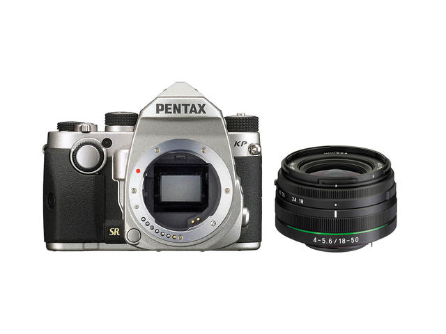 DSLR Pentax KP с 18-50mm f/4.0-5.6 DC WR RE