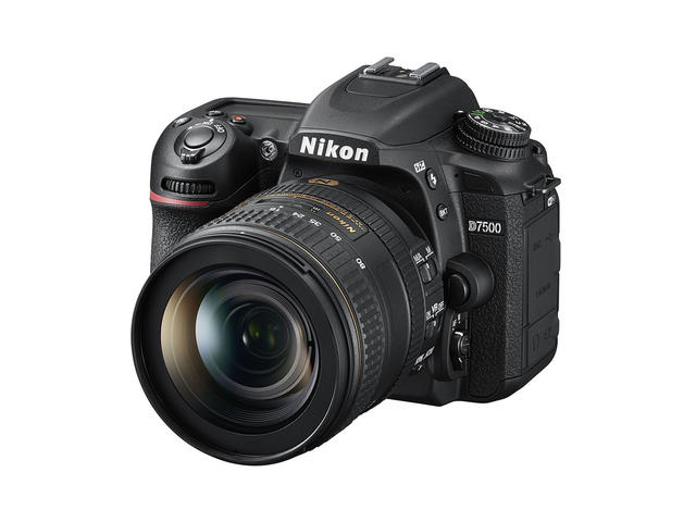 DSLR Nikon D7500 с 16-80mm f/2.8-4E ED VR