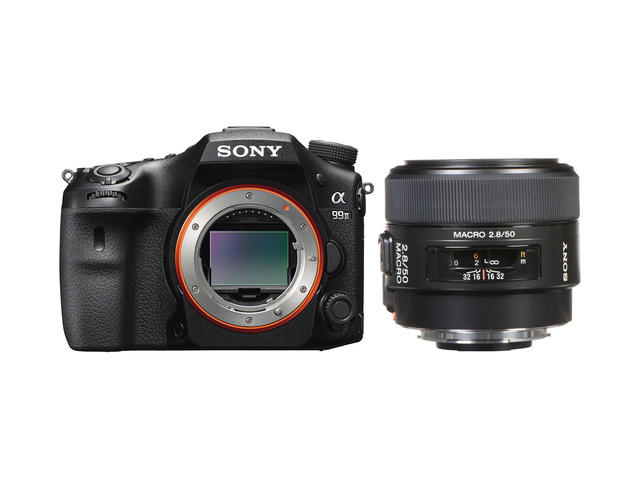 DSLR Sony Alpha 99 II с обектив SAL 50mm f/2.8 Macro
