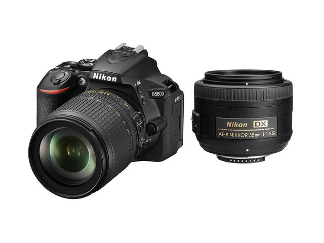 DSLR Nikon D5600 с 18-105mm VR и DX 35mm f/1.8G