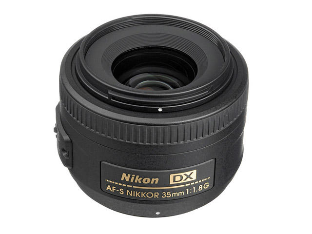 DSLR обективи Nikon AF-S DX 35mm f/1.8G