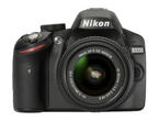 DSLR Nikon D3200 с обектив 18-55mm VR II