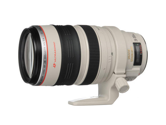 DSLR обективи Canon EF 28-300mm f/3.5-5.6L IS USM