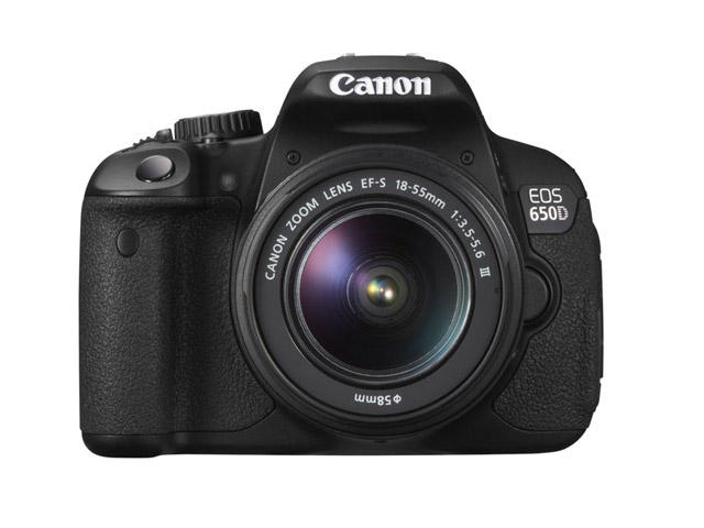 DSLR Canon EOS 650D с обектив 18-55mm DC III