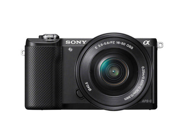 Mirrorless Sony Alpha 5000 с обектив 16-50mm f/3.5-5.6 PZ OSS