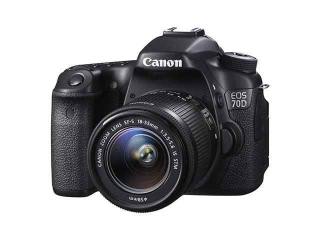 DSLR Canon EOS 70D с обектив 18-55mm IS STM