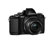 Mirrorless Olympus OM-D E-M10 с обектив ED 14‑42mm f/3.5-5.6 EZ