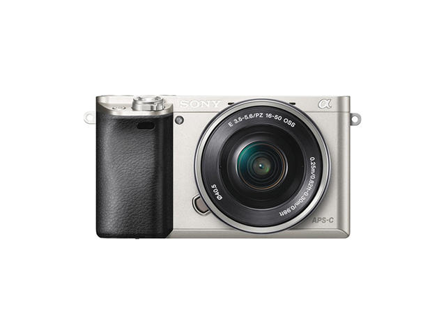 Mirrorless Sony Alpha 6000 с обектив 16-50mm f/3.5-5.6 OSS
