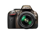 DSLR Nikon D5200 с обективи 18-55mm VR II и 55-300mm ED VR