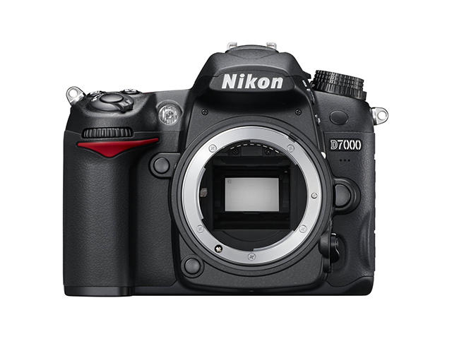 DSLR Nikon D7000