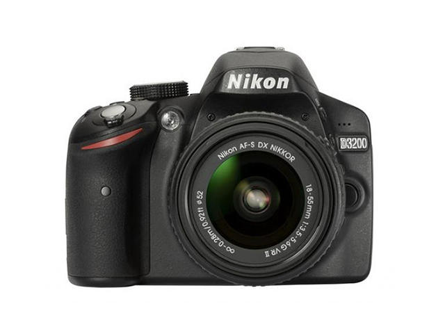 DSLR Nikon D3200 с 18-55mm VR II и 55-200mm VR