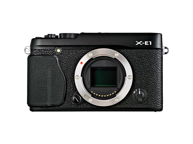 Mirrorless Fujifilm X-E1 с обектив XF 18mm f/2 R