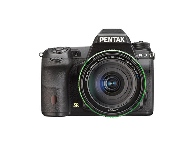 DSLR Pentax K-3 с обектив DA 18-135mm WR