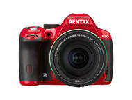 DSLR Pentax K-50 с обектив DA 18-135 f/3.5-5.6 WR