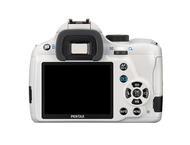 DSLR Pentax K-50 с обектив DA 18-135 f/3.5-5.6 WR