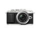 Mirrorless Olympus Pen E-PL7 с обектив 14‑42mm f/3.5‑5.6 II R и 40-150mm f/4-5.6 R