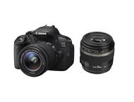 DSLR Canon EOS 700D с обективи 18-55mm IS STM и 60mm f/2.8 Macro USM