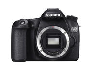 DSLR Canon EOS 70D с обектив 10-18mm f/4.5-5.6 IS STM