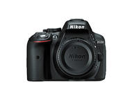DSLR Nikon D5300 с обектив 18-105mm f/3.5-5.6G ED VR
