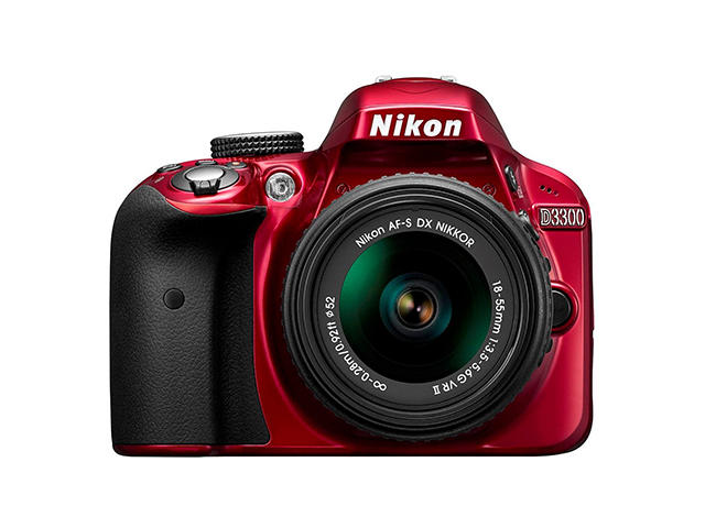 DSLR Nikon D3300 с обектив 18-55mm f/3.5-5.6G VR II