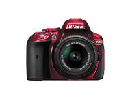 DSLR Nikon D5300 с обективи 18-55mm VR II и 18-300mm ED VR