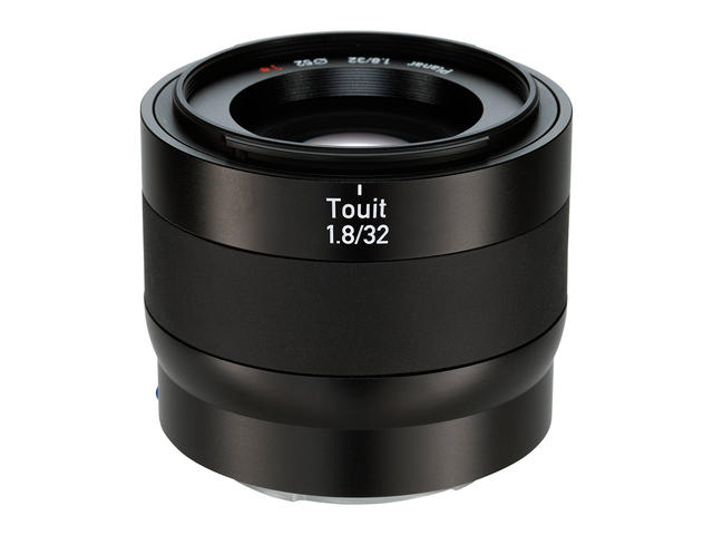 Mirrorless обективи Zeiss Touit 32mm f/1.8