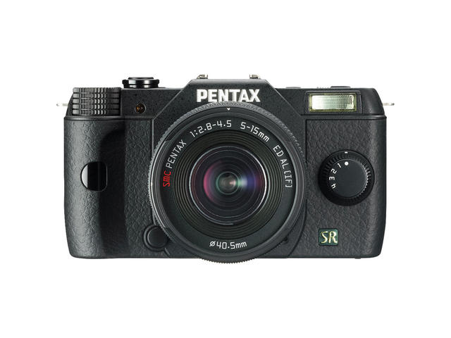 Mirrorless Pentax Q7 с обектив 5-15mm f/2.8-4.5