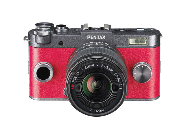 Mirrorless Pentax Q-S1 с обектив 5-15mm f/2.8-4.5