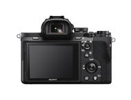 Mirrorless Sony Alpha 7 II с обектив FE 28-70mm f/3.5-5.6 OSS