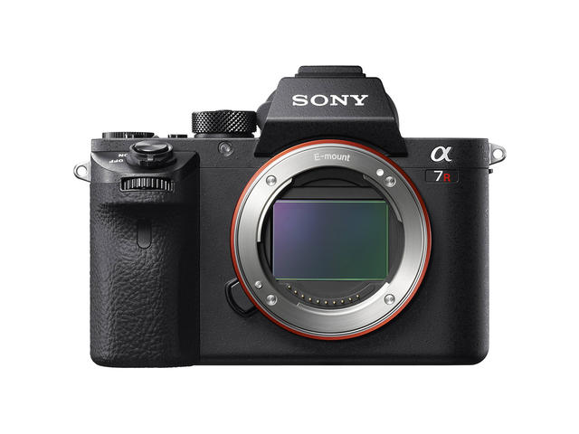 Mirrorless Sony Alpha 7R II