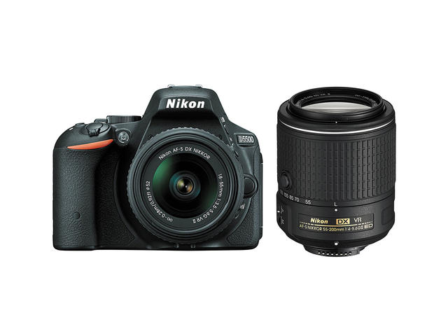 DSLR Nikon D5500 с 18-55mm VR II и 55-200mm VR II