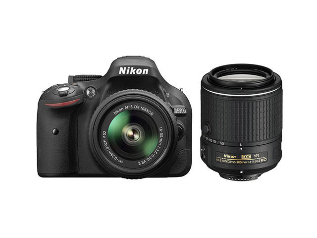 DSLR Nikon D5200 с обективи 18-55mm VR II и 55-200mm VR II