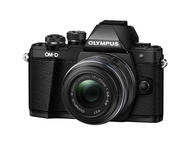 Mirrorless Olympus OM-D E-M10 Mark II с обектив 14‑42mm II R и 45mm f/1.8 MSC